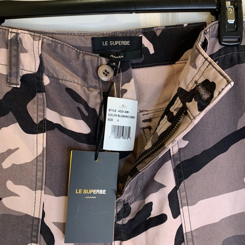 Le Superbe Casbah Blushing Camo Pink Gray Black Cargo Pants Size 4 NWT - Picture 7 of 8
